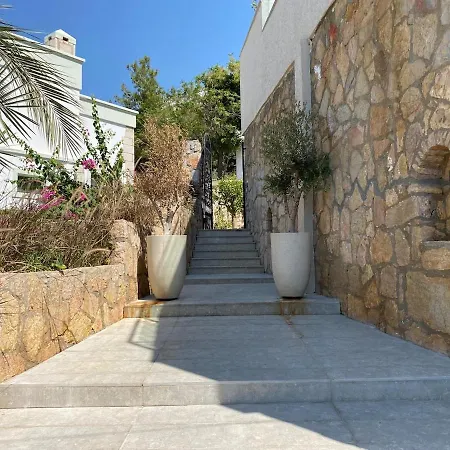Onya Villa