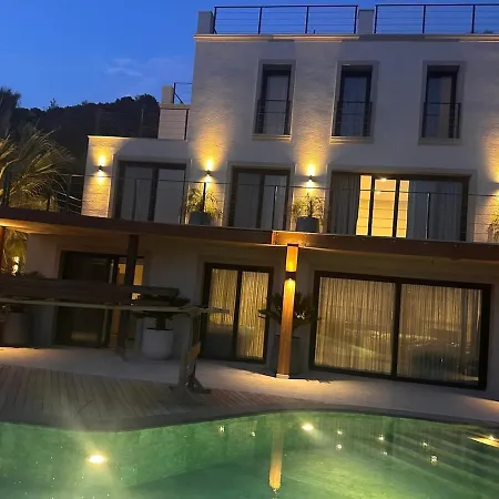 Villa Onya